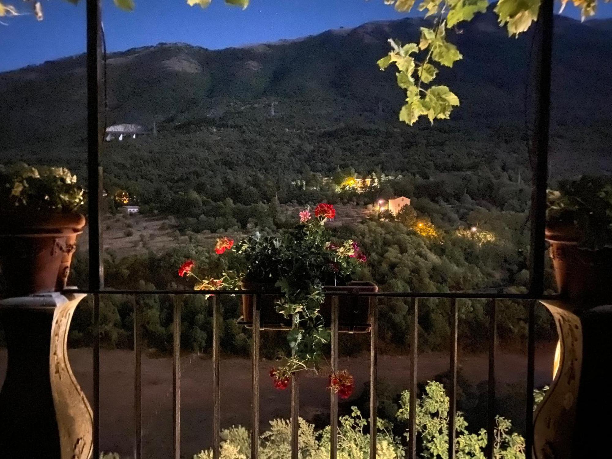 Bed and Breakfast Il Giardinetto Di Pettorano Петторано-суль-Джицио Экстерьер фото